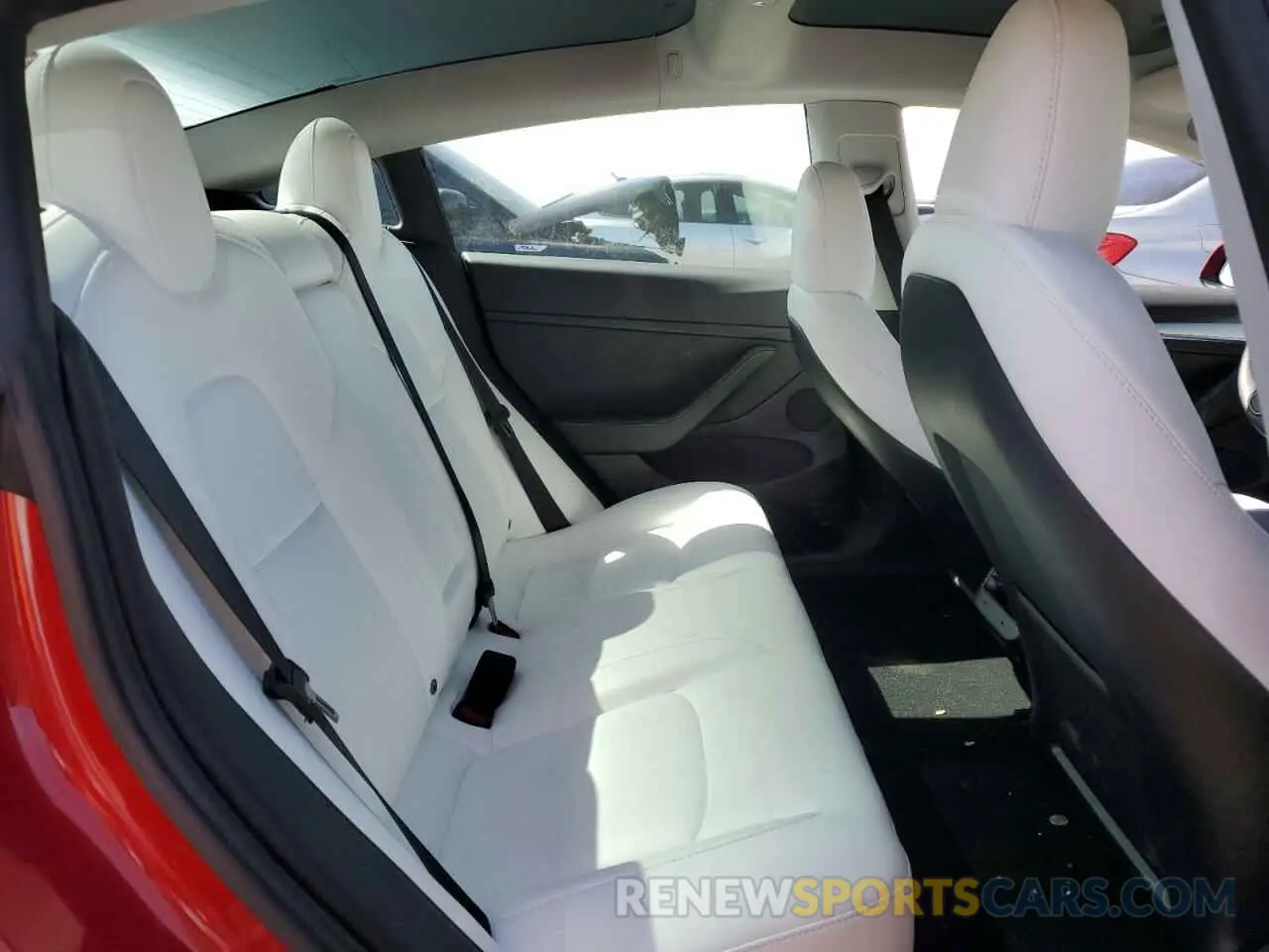 10 Photograph of a damaged car 5YJ3E1EB4PF655627 TESLA MODEL 3 2023