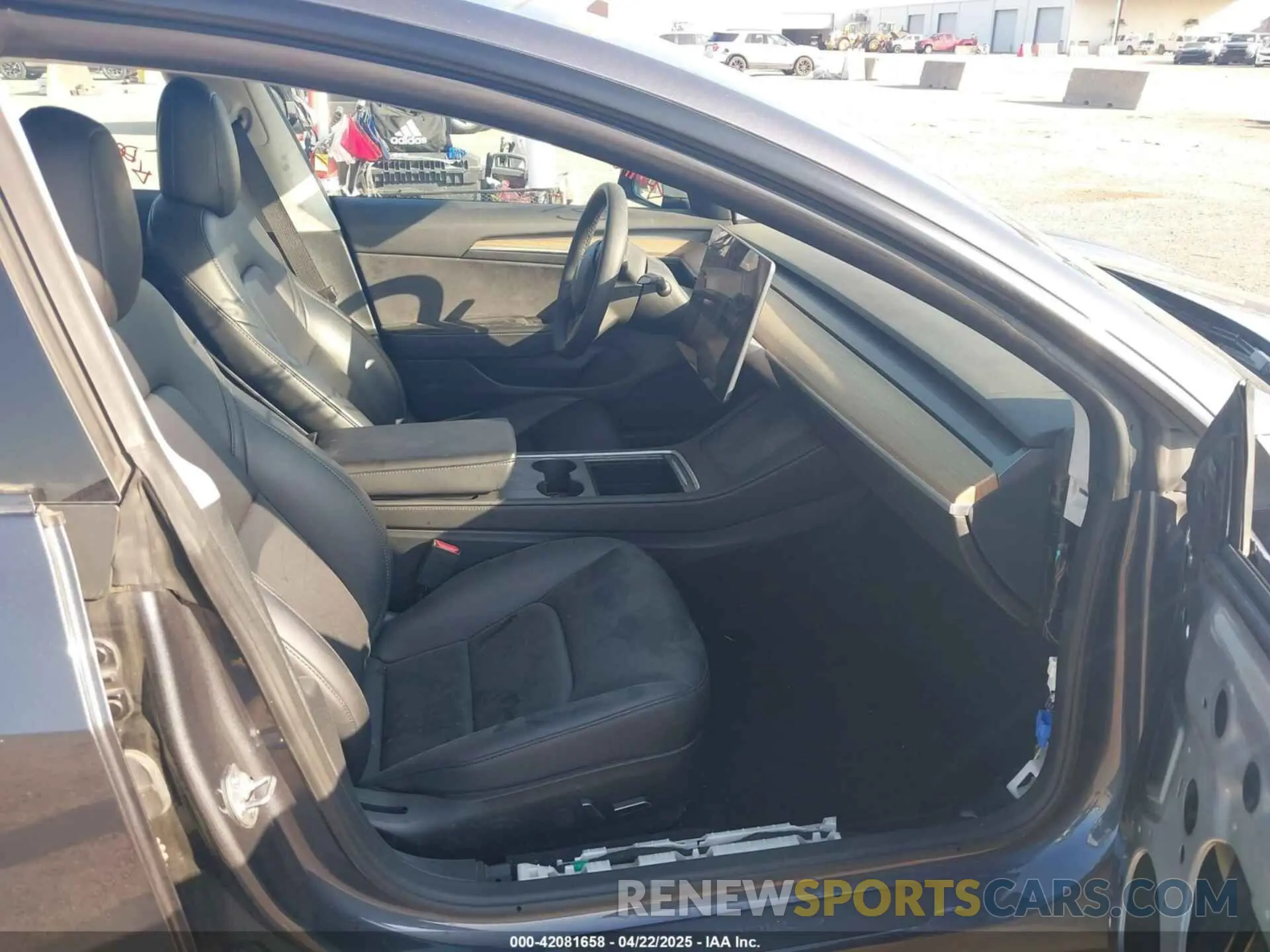 5 Фотография поврежденного автомобиля 5YJ3E1EB5PF668953 TESLA MODEL 3 2023