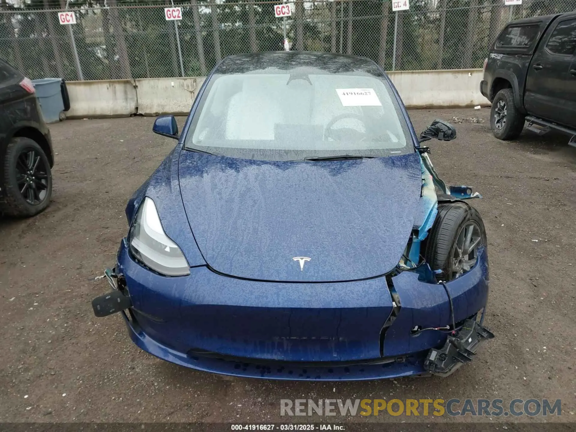 12 Фотография поврежденного автомобиля 5YJ3E1EB5PF704463 TESLA MODEL 3 2023