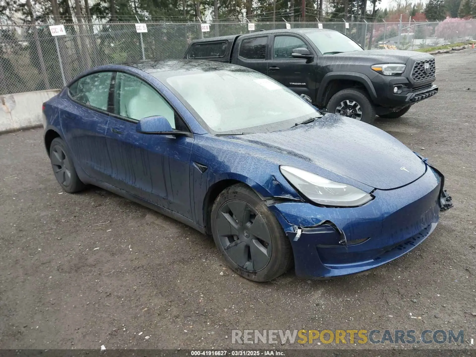 13 Фотография поврежденного автомобиля 5YJ3E1EB5PF704463 TESLA MODEL 3 2023