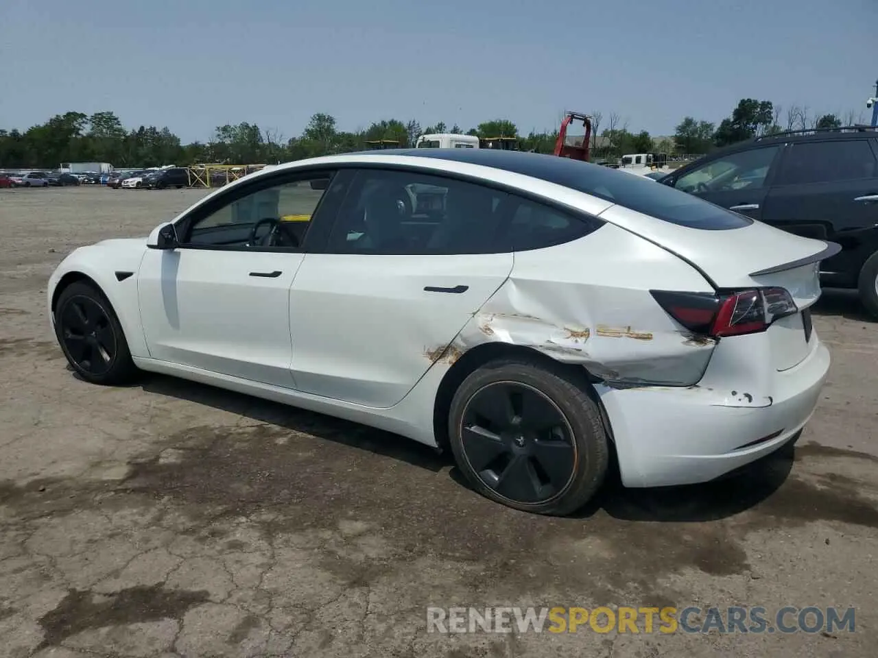 2 Photograph of a damaged car 5YJ3E1EB6PF472343 TESLA MODEL 3 2023