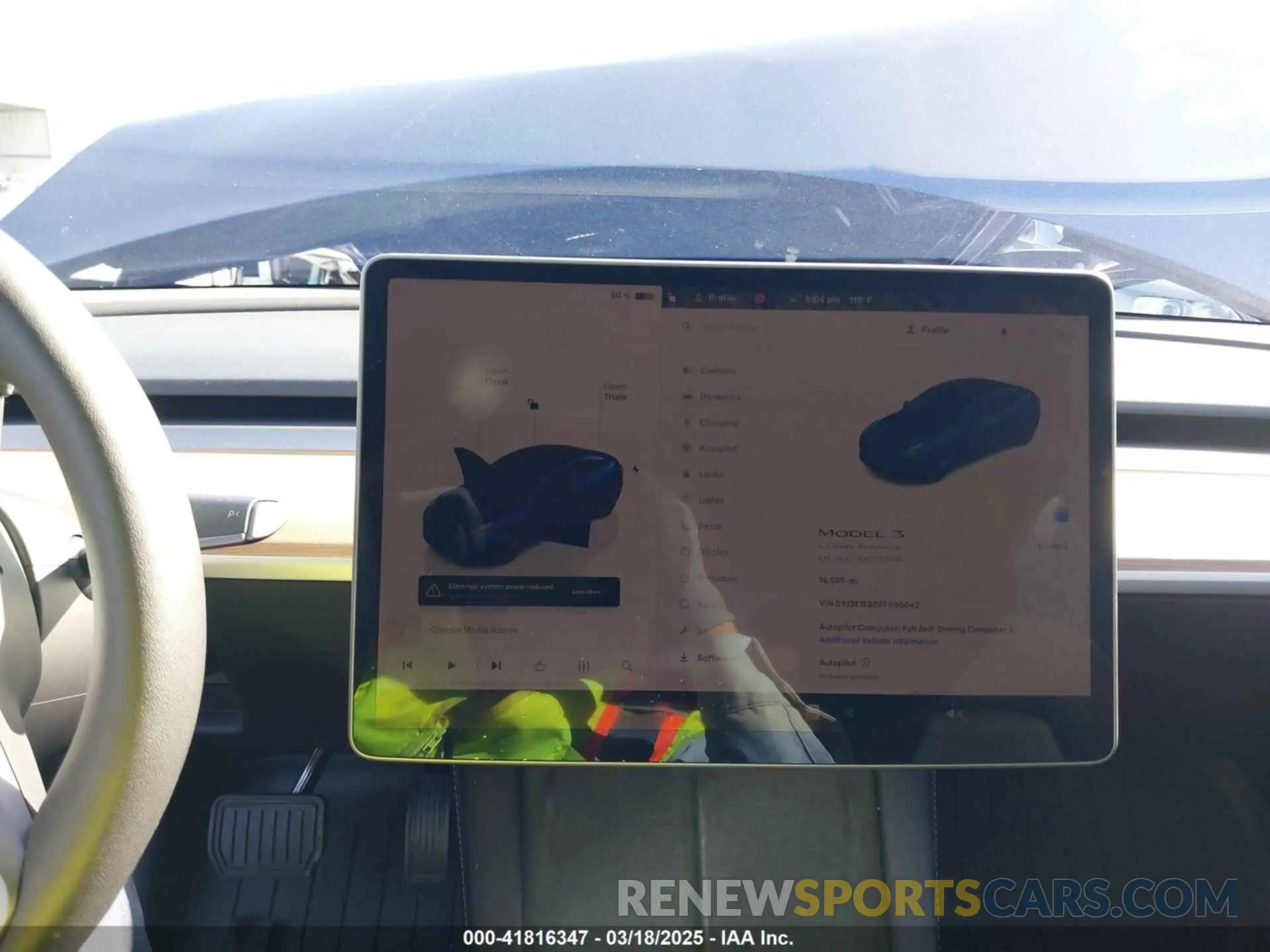 18 Фотография поврежденного автомобиля 5YJ3E1EB6PF595642 TESLA MODEL 3 2023