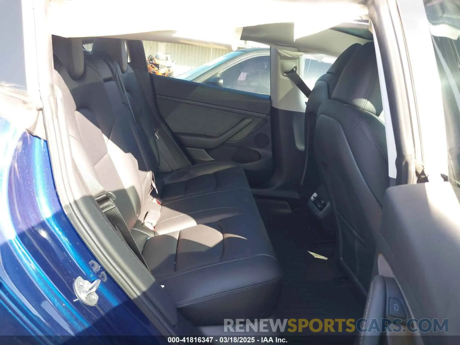 8 Фотография поврежденного автомобиля 5YJ3E1EB6PF595642 TESLA MODEL 3 2023