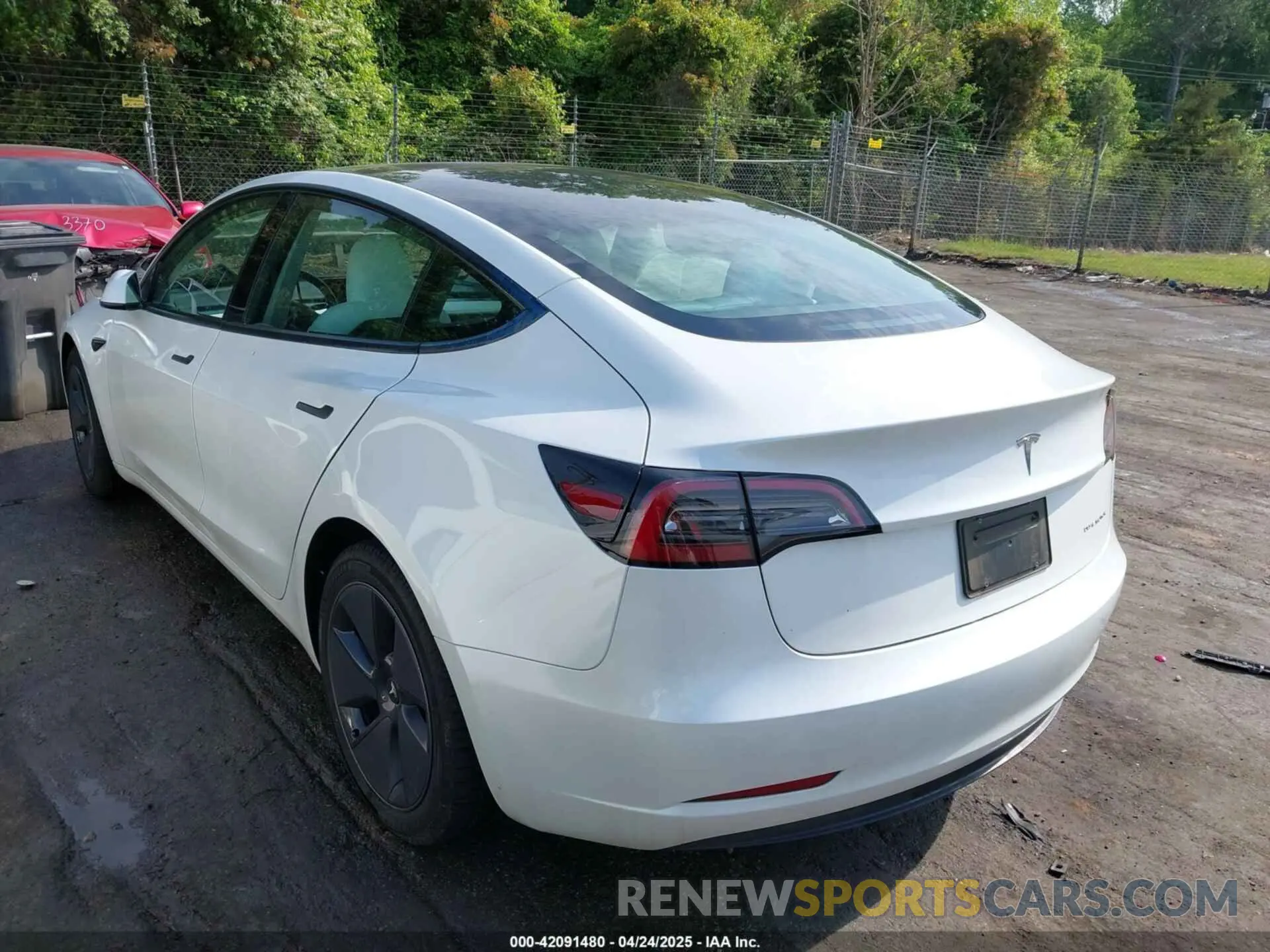 3 Фотография поврежденного автомобиля 5YJ3E1EB6PF632320 TESLA MODEL 3 2023