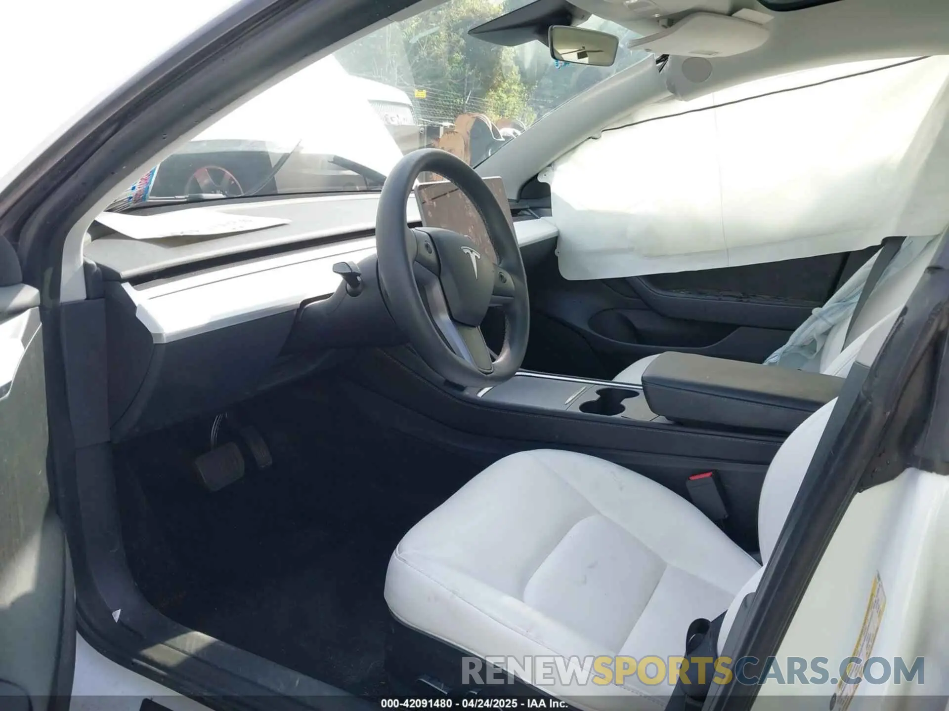 5 Фотография поврежденного автомобиля 5YJ3E1EB6PF632320 TESLA MODEL 3 2023