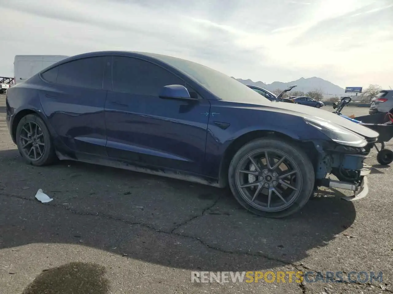 4 Фотография поврежденного автомобиля 5YJ3E1EB6PF637016 TESLA MODEL 3 2023