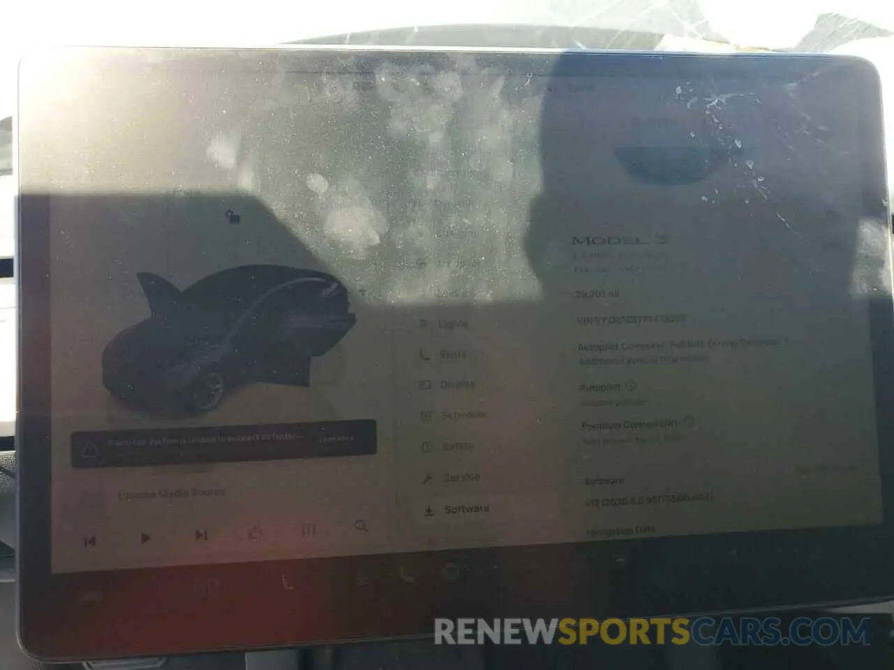 9 Photograph of a damaged car 5YJ3E1EB7PF479298 TESLA MODEL 3 2023