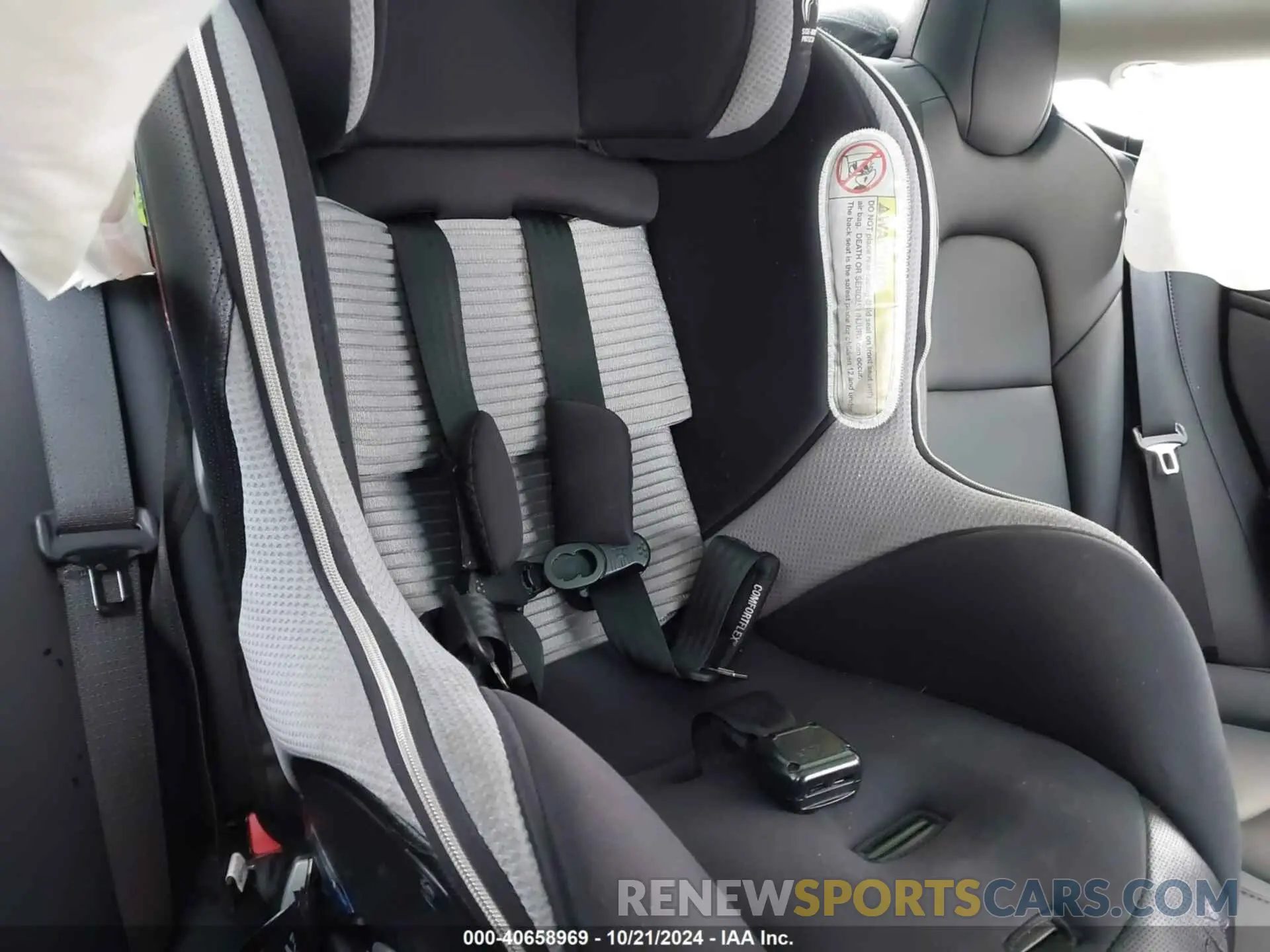 8 Photograph of a damaged car 5YJ3E1EB7PF603408 TESLA MODEL 3 2023