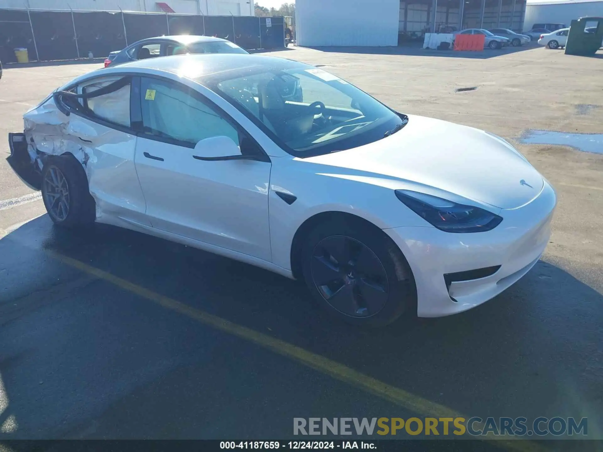1 Фотография поврежденного автомобиля 5YJ3E1EB7PF634982 TESLA MODEL 3 2023