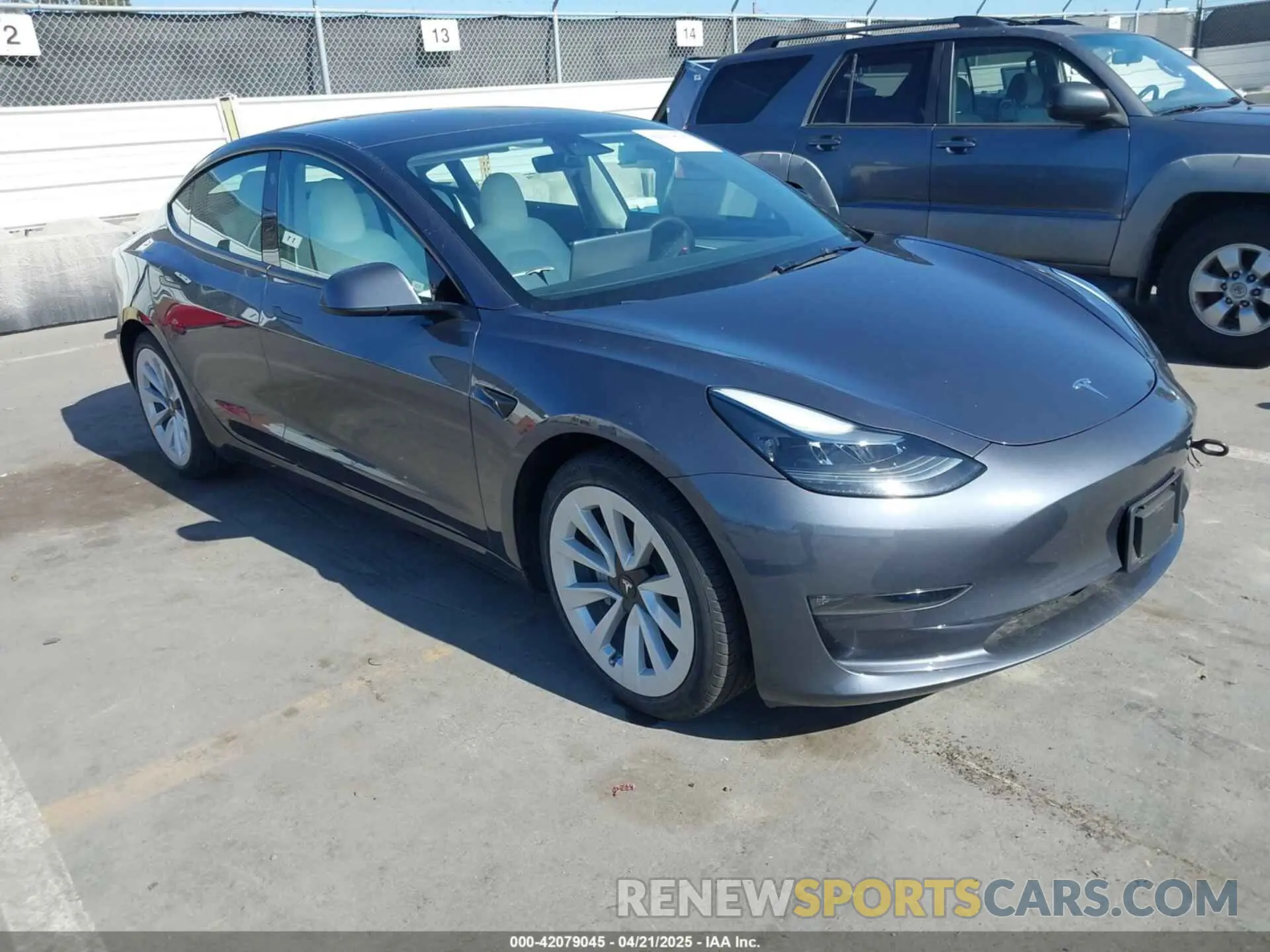 1 Фотография поврежденного автомобиля 5YJ3E1EB7PF704061 TESLA MODEL 3 2023