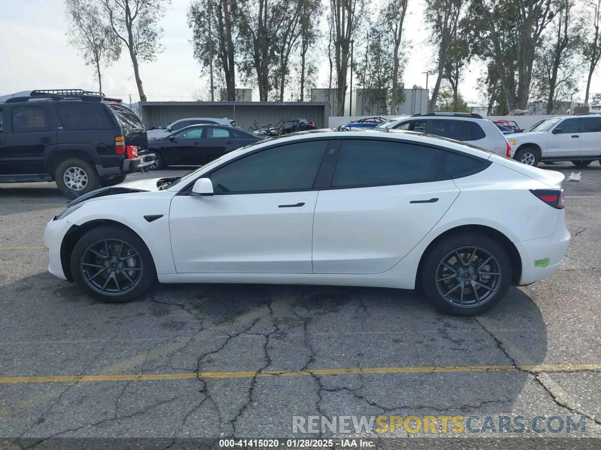 13 Photograph of a damaged car 5YJ3E1EB8PF392249 TESLA MODEL 3 2023