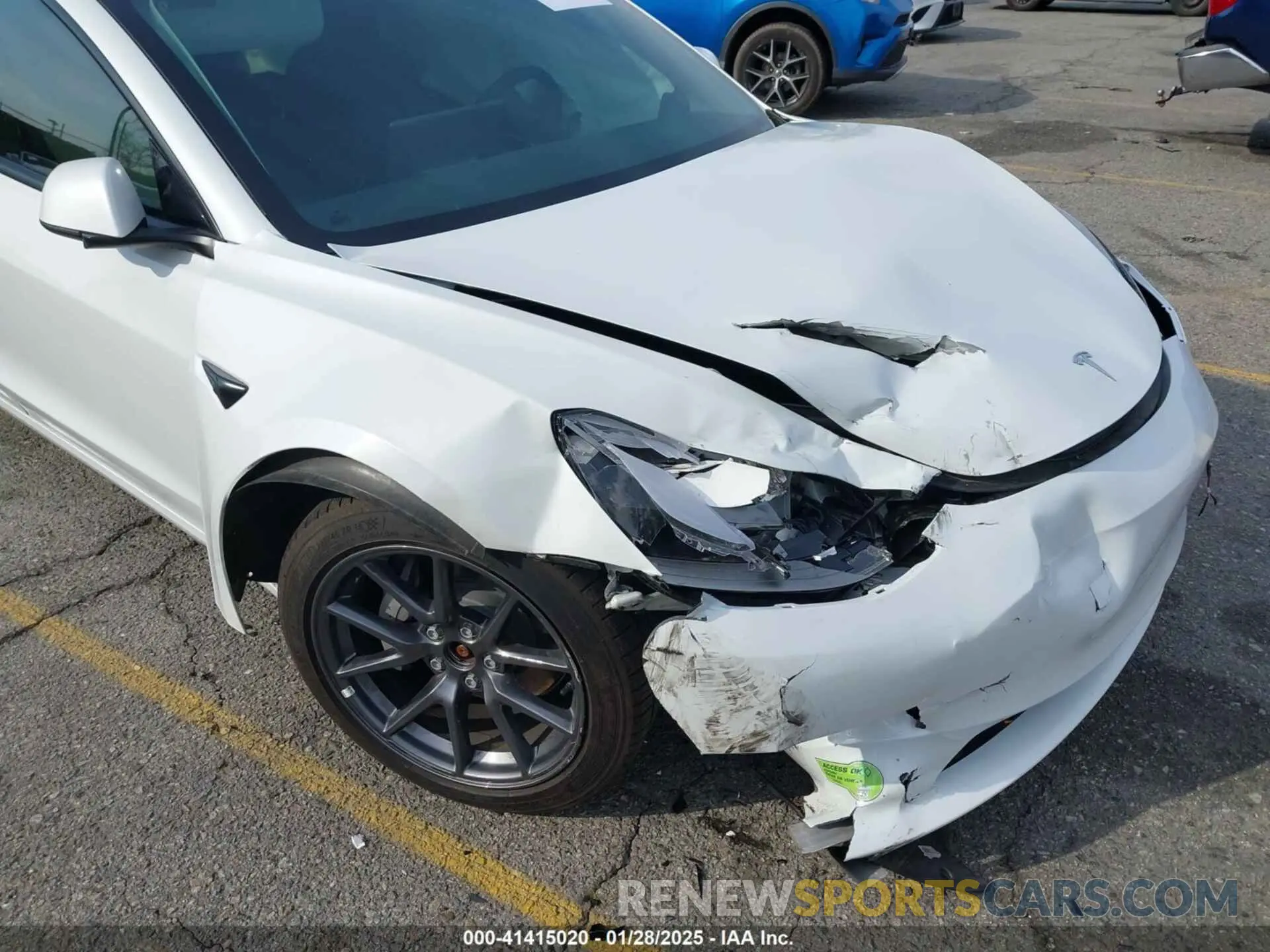 6 Photograph of a damaged car 5YJ3E1EB8PF392249 TESLA MODEL 3 2023