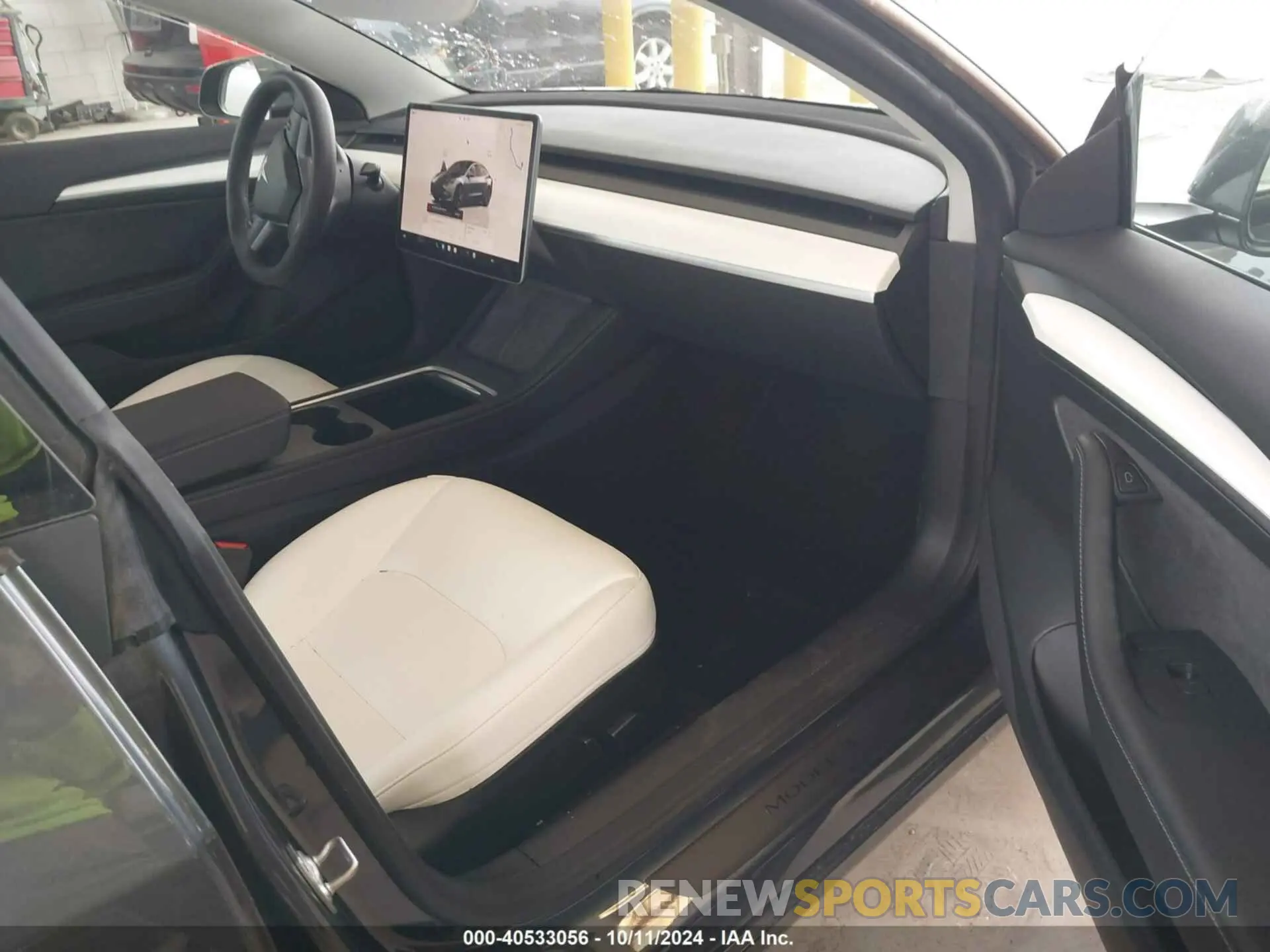 5 Photograph of a damaged car 5YJ3E1EB8PF618953 TESLA MODEL 3 2023
