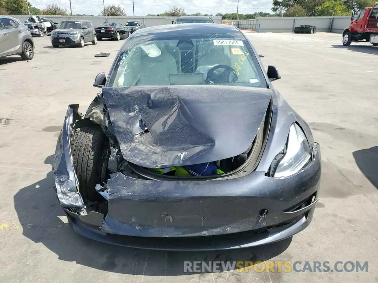 5 Photograph of a damaged car 5YJ3E1EB8PF631492 TESLA MODEL 3 2023