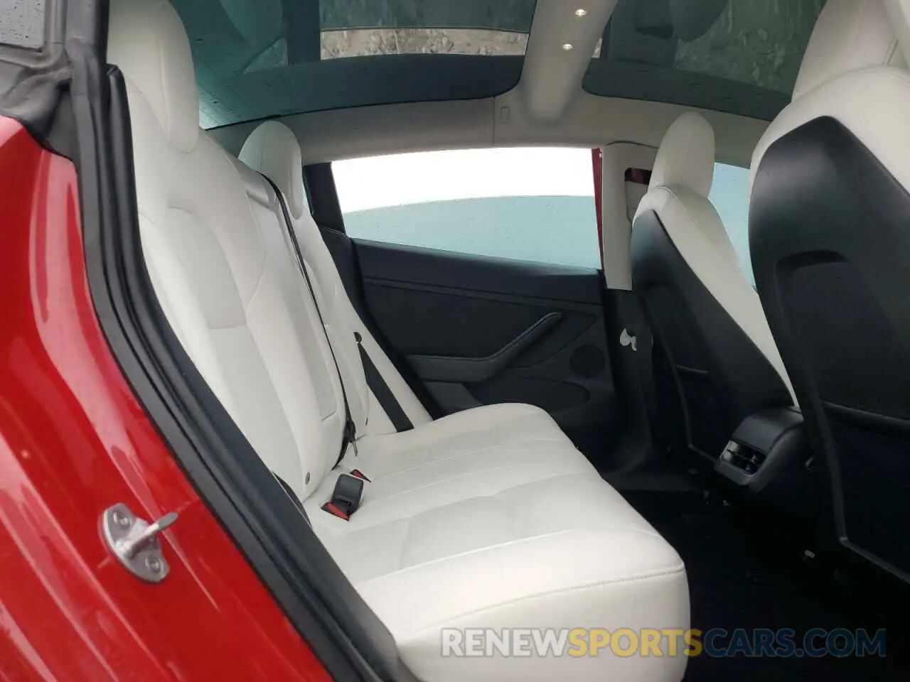 10 Photograph of a damaged car 5YJ3E1EB9PF471347 TESLA MODEL 3 2023