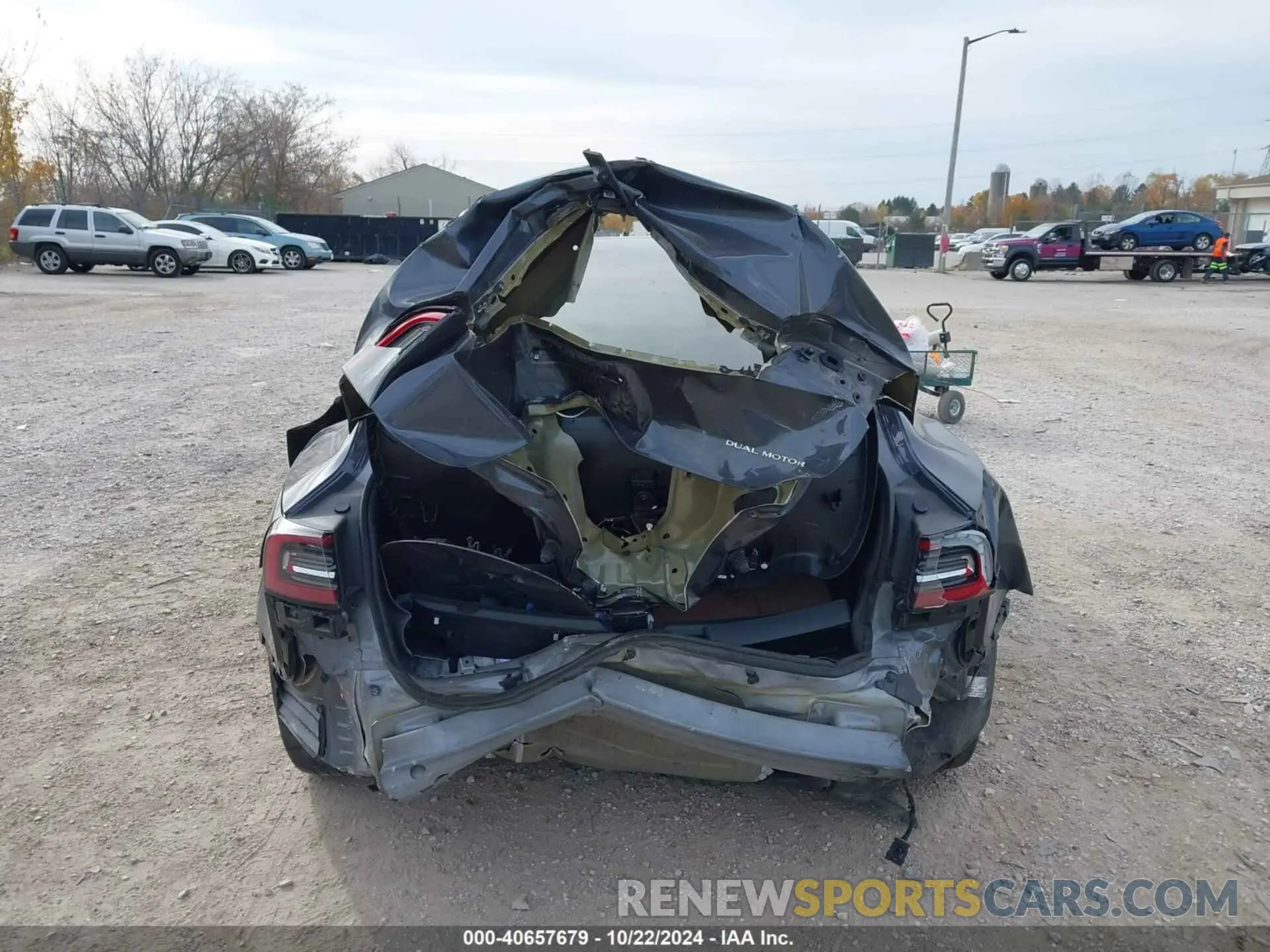 16 Photograph of a damaged car 5YJ3E1EB9PF634742 TESLA MODEL 3 2023