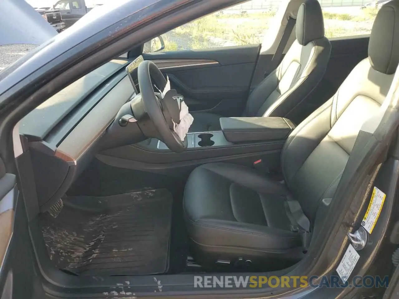7 Photograph of a damaged car 5YJ3E1EB9PF696707 TESLA MODEL 3 2023