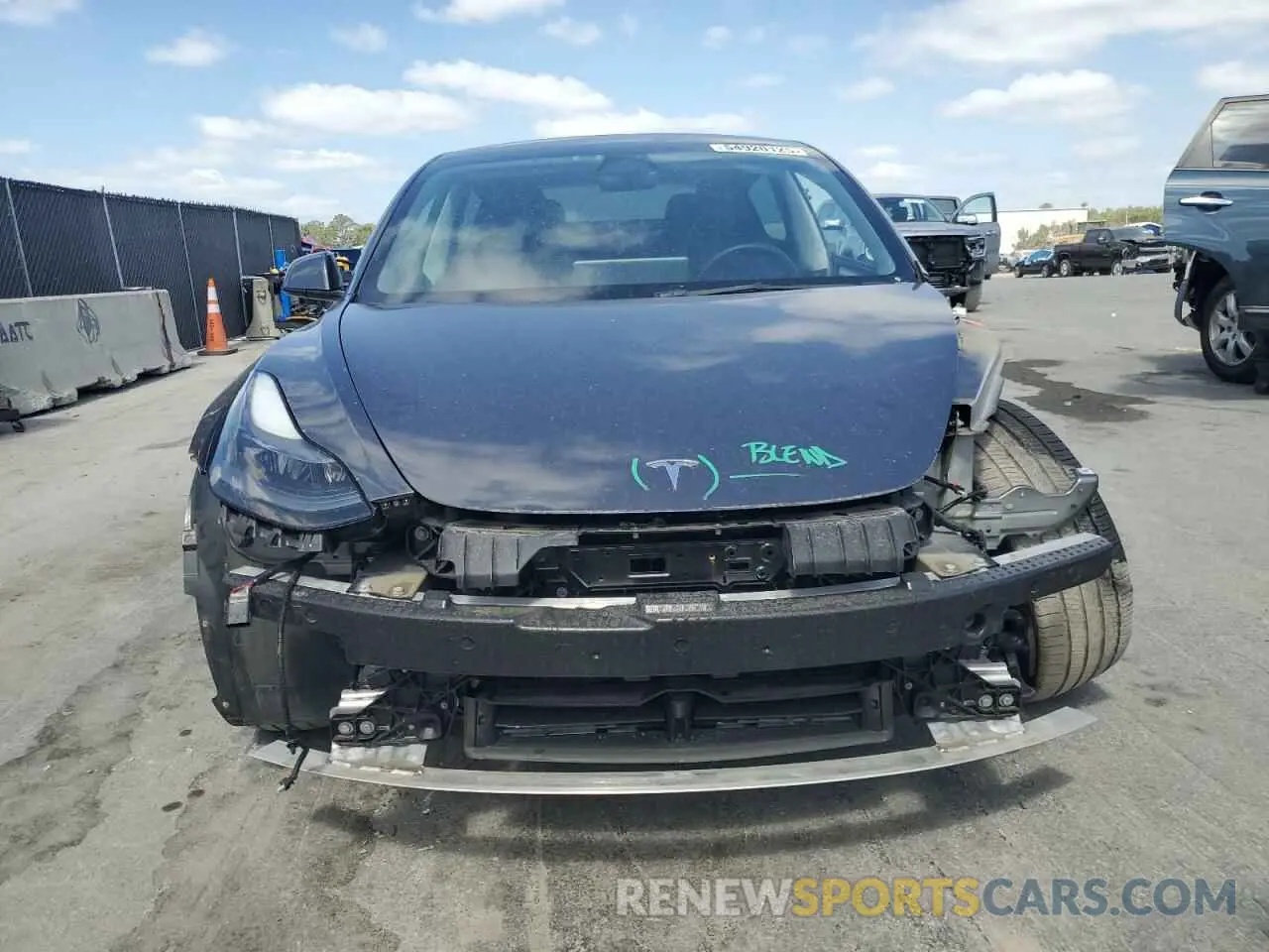 5 Photograph of a damaged car 5YJ3E1EBXPF389840 TESLA MODEL 3 2023