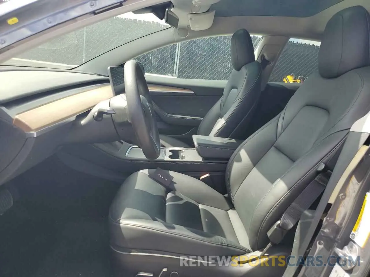 7 Photograph of a damaged car 5YJ3E1EBXPF389840 TESLA MODEL 3 2023