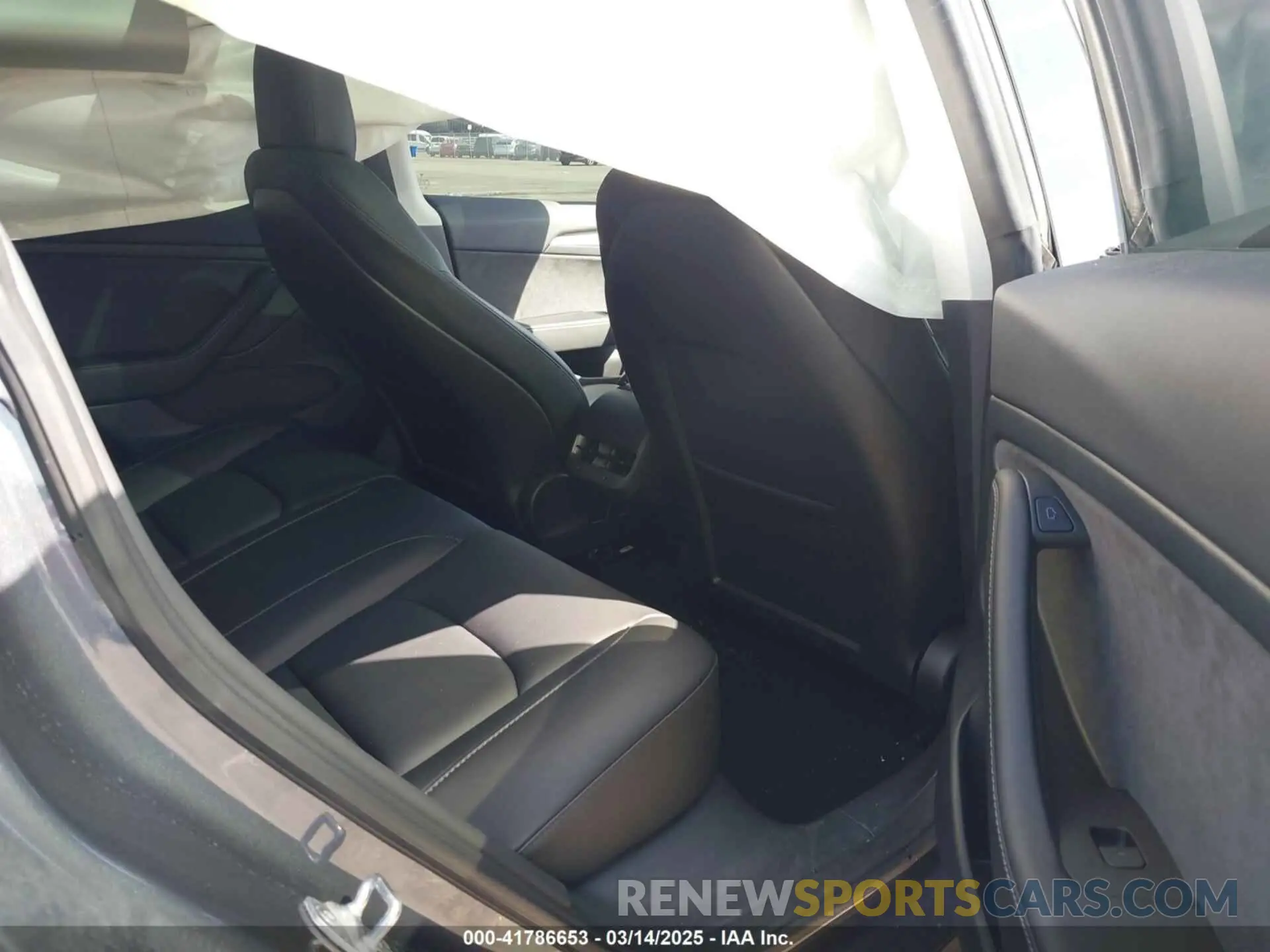 8 Фотография поврежденного автомобиля 5YJ3E1EBXPF391507 TESLA MODEL 3 2023