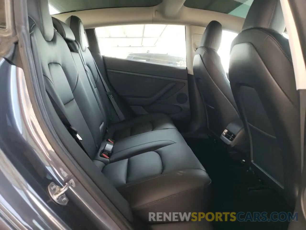 10 Photograph of a damaged car 5YJ3E1EBXPF666650 TESLA MODEL 3 2023
