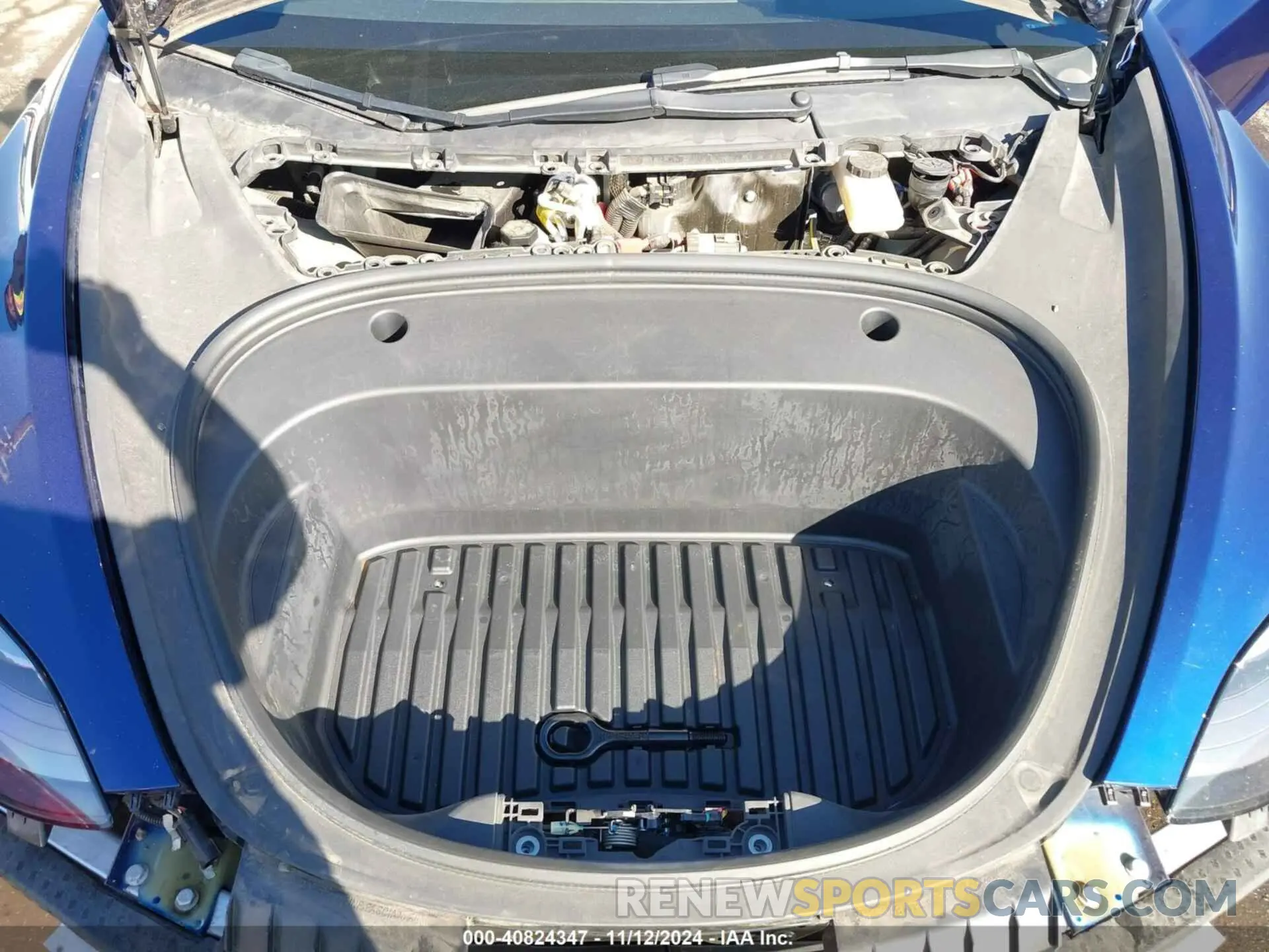 10 Photograph of a damaged car 5YJ3E1EC0PF399172 TESLA MODEL 3 2023