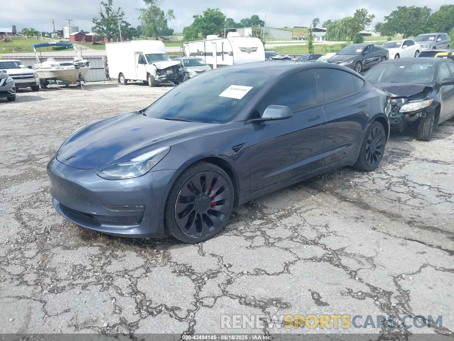 2 Фотография поврежденного автомобиля 5YJ3E1EC0PF399284 TESLA MODEL 3 2023