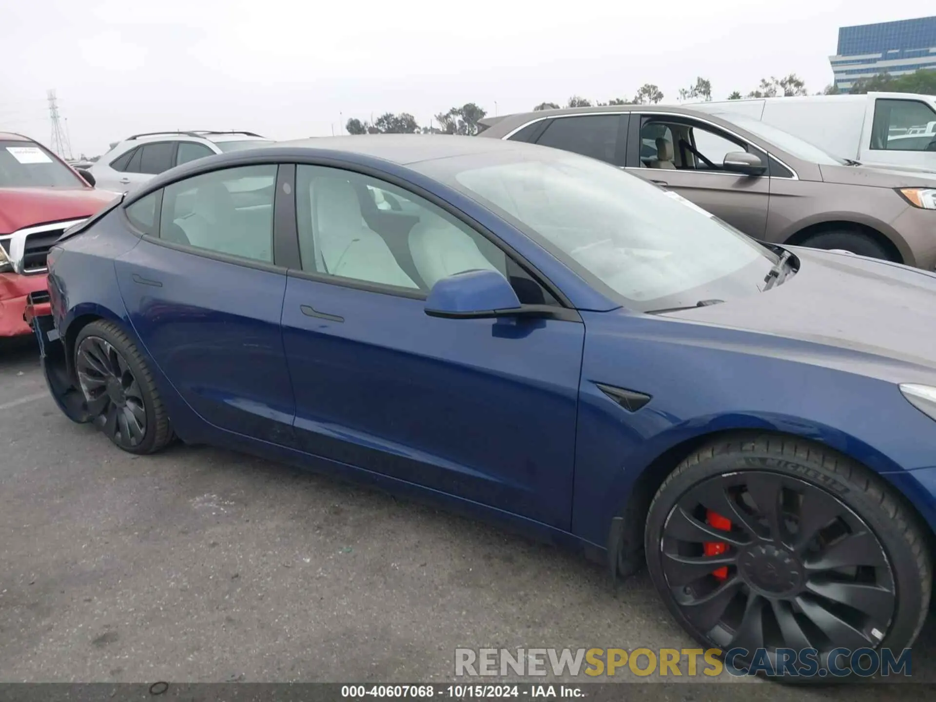 12 Фотография поврежденного автомобиля 5YJ3E1EC0PF461279 TESLA MODEL 3 2023