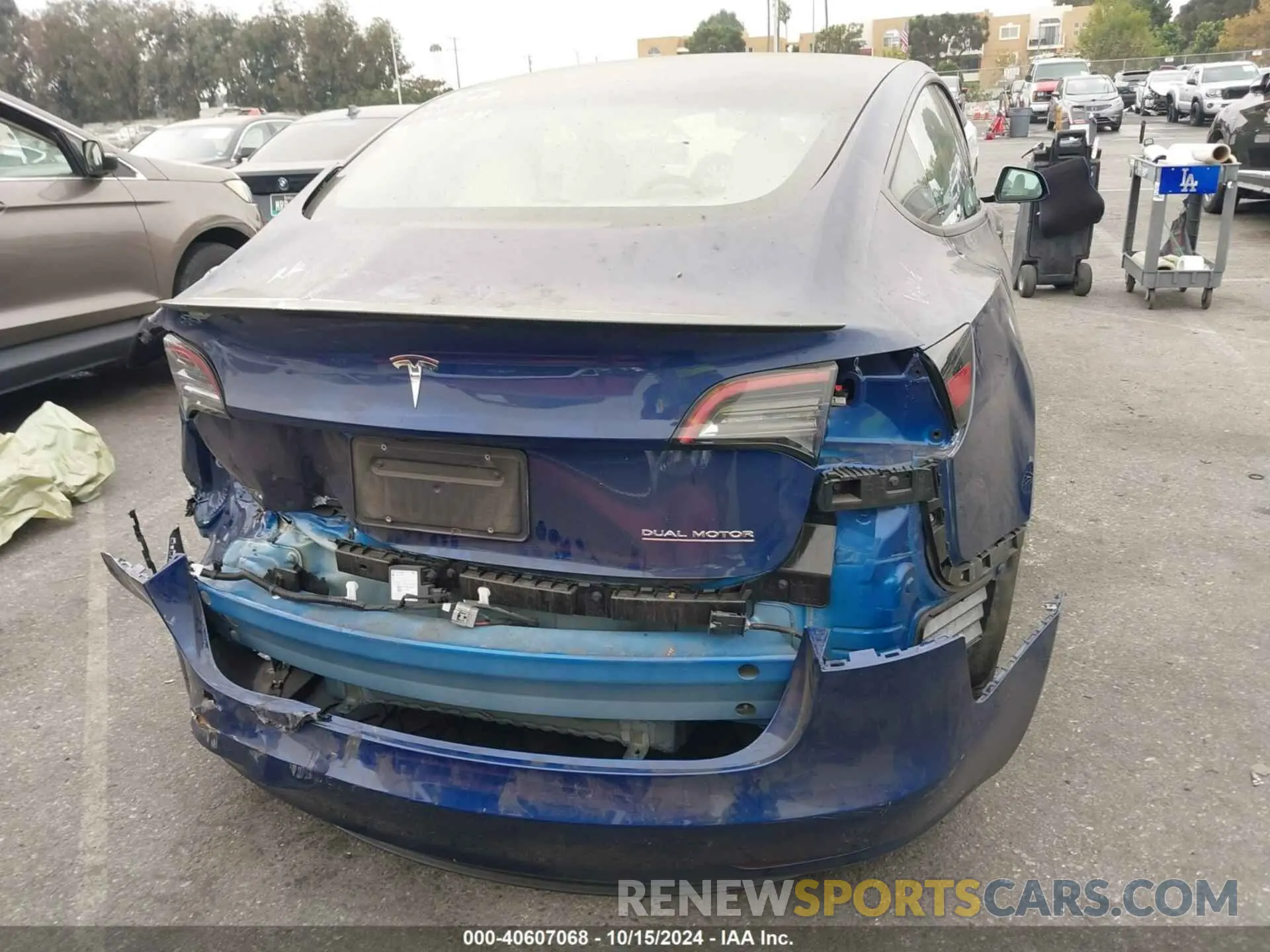 15 Фотография поврежденного автомобиля 5YJ3E1EC0PF461279 TESLA MODEL 3 2023