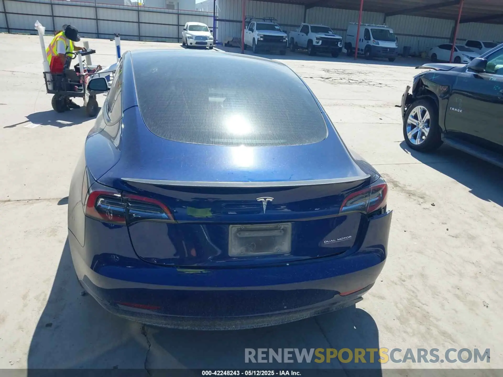 17 Photograph of a damaged car 5YJ3E1EC0PF579218 TESLA MODEL 3 2023