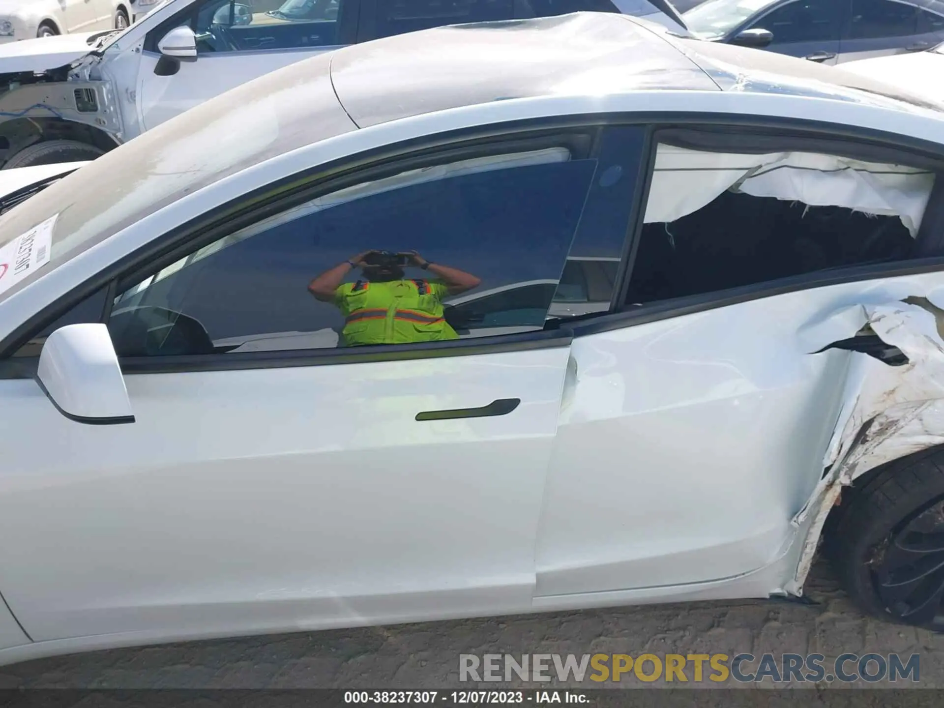 13 Photograph of a damaged car 5YJ3E1EC1PF480617 TESLA MODEL 3 2023