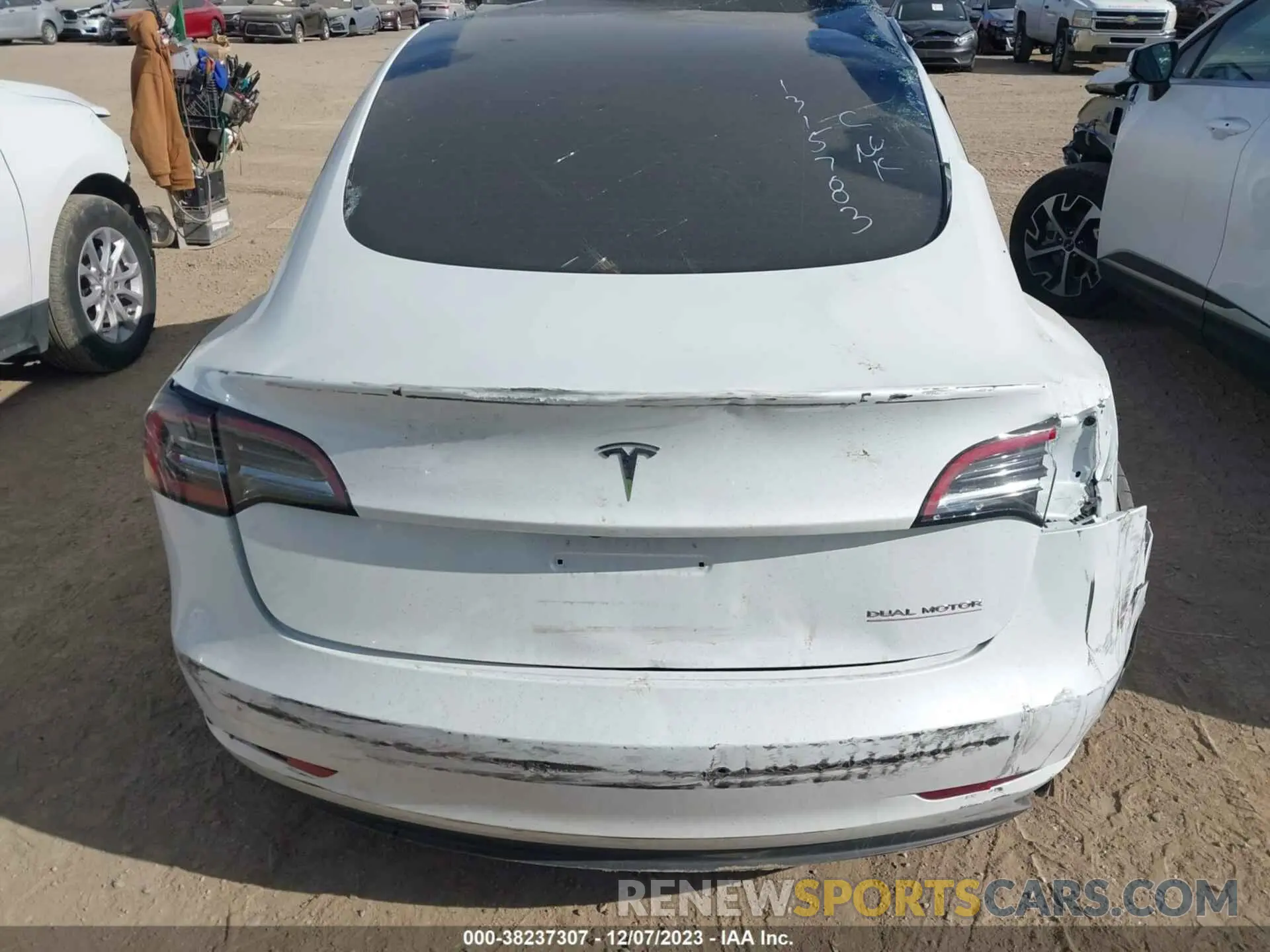 15 Photograph of a damaged car 5YJ3E1EC1PF480617 TESLA MODEL 3 2023