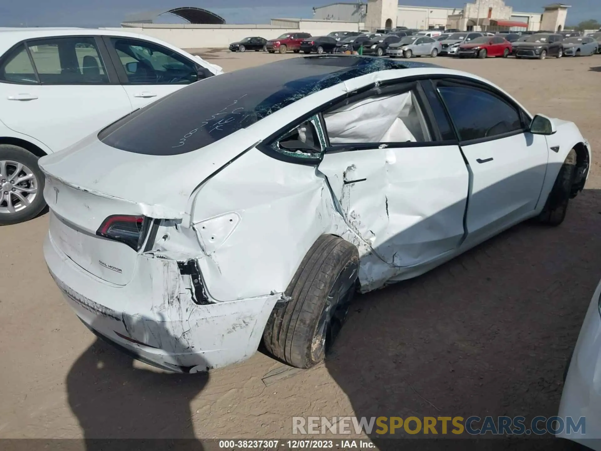 4 Photograph of a damaged car 5YJ3E1EC1PF480617 TESLA MODEL 3 2023