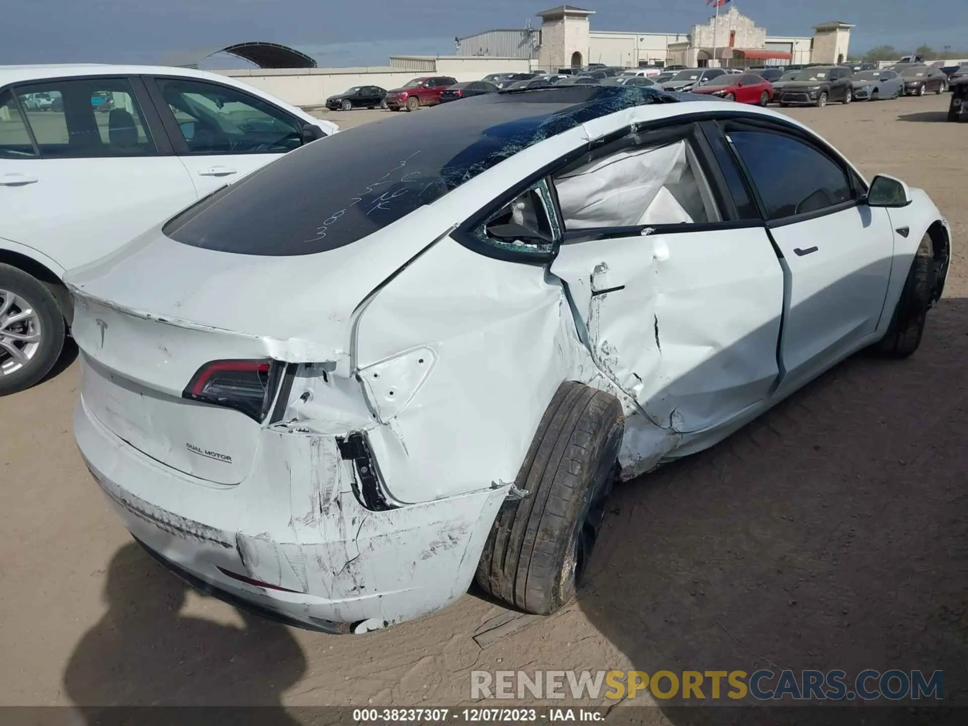 6 Photograph of a damaged car 5YJ3E1EC1PF480617 TESLA MODEL 3 2023