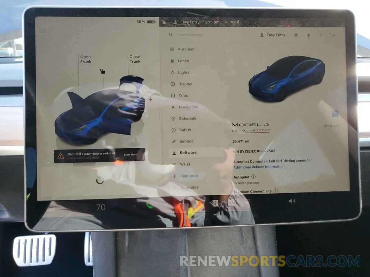 9 Photograph of a damaged car 5YJ3E1EC1PF627583 TESLA MODEL 3 2023
