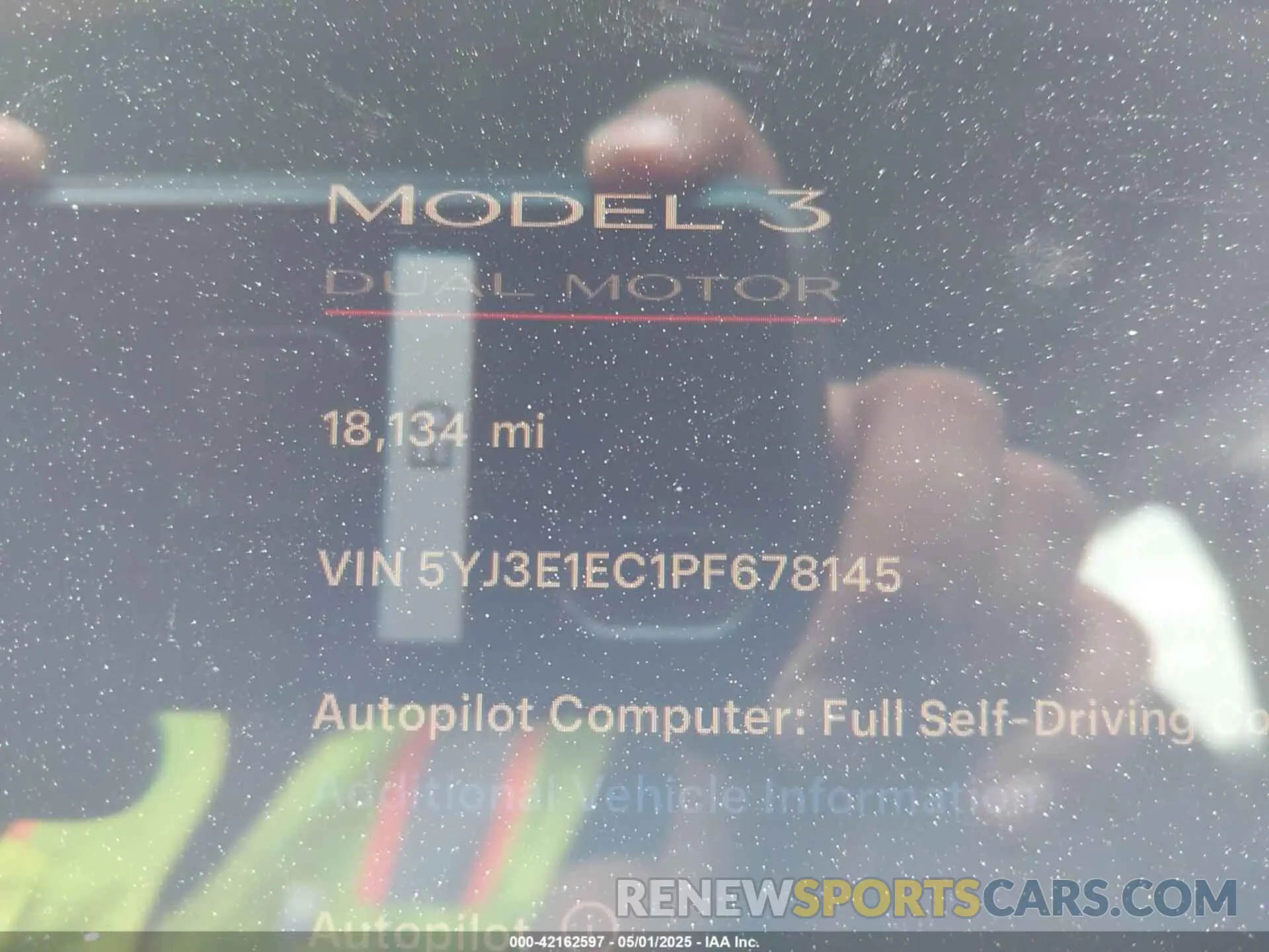 15 Photograph of a damaged car 5YJ3E1EC1PF678145 TESLA MODEL 3 2023