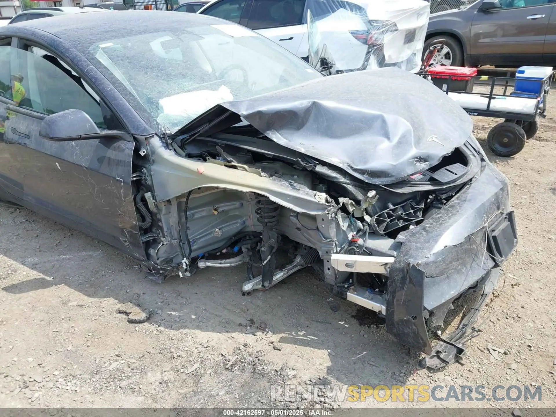 6 Photograph of a damaged car 5YJ3E1EC1PF678145 TESLA MODEL 3 2023