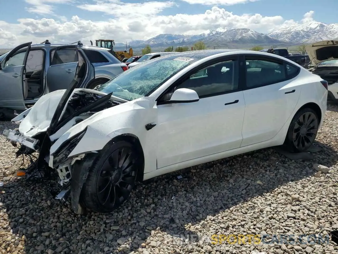 1 Фотография поврежденного автомобиля 5YJ3E1EC1PF706879 TESLA MODEL 3 2023