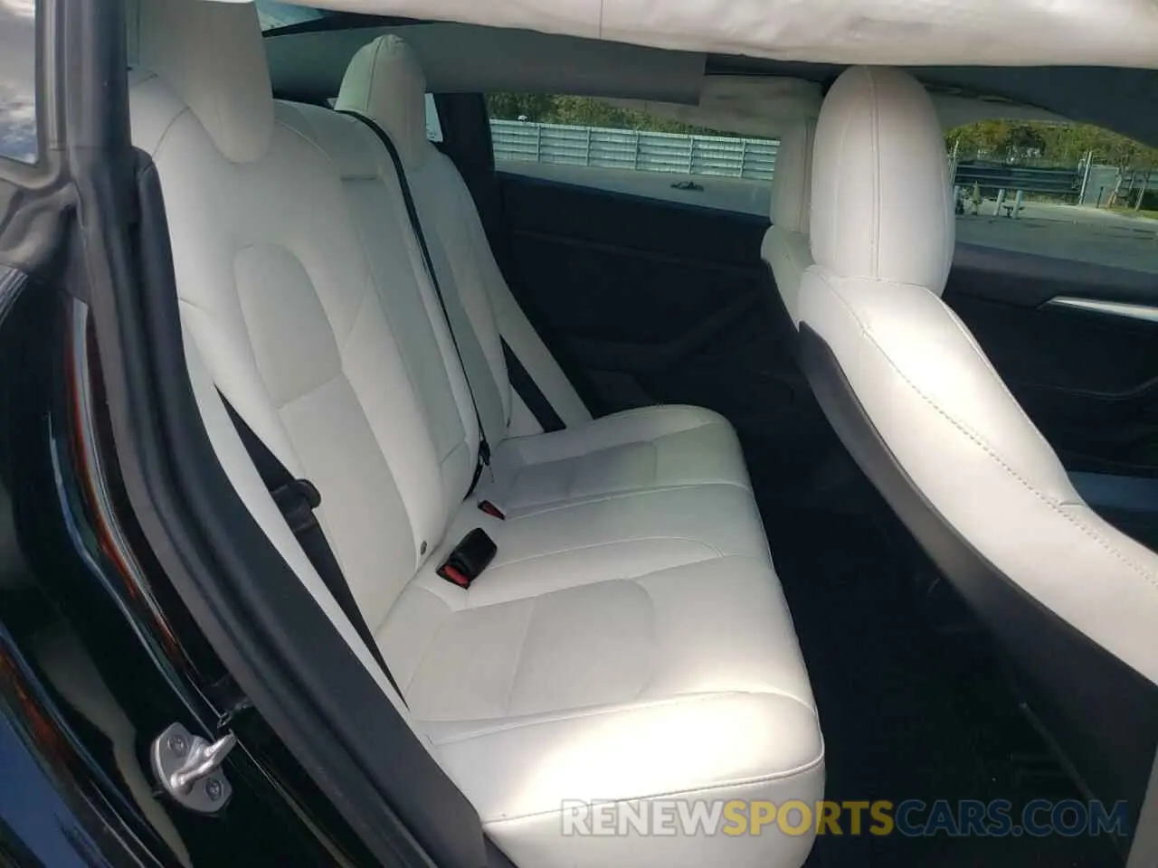 11 Фотография поврежденного автомобиля 5YJ3E1EC2PF406218 TESLA MODEL 3 2023