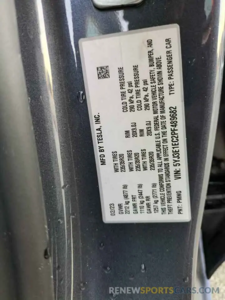 14 Photograph of a damaged car 5YJ3E1EC2PF489682 TESLA MODEL 3 2023