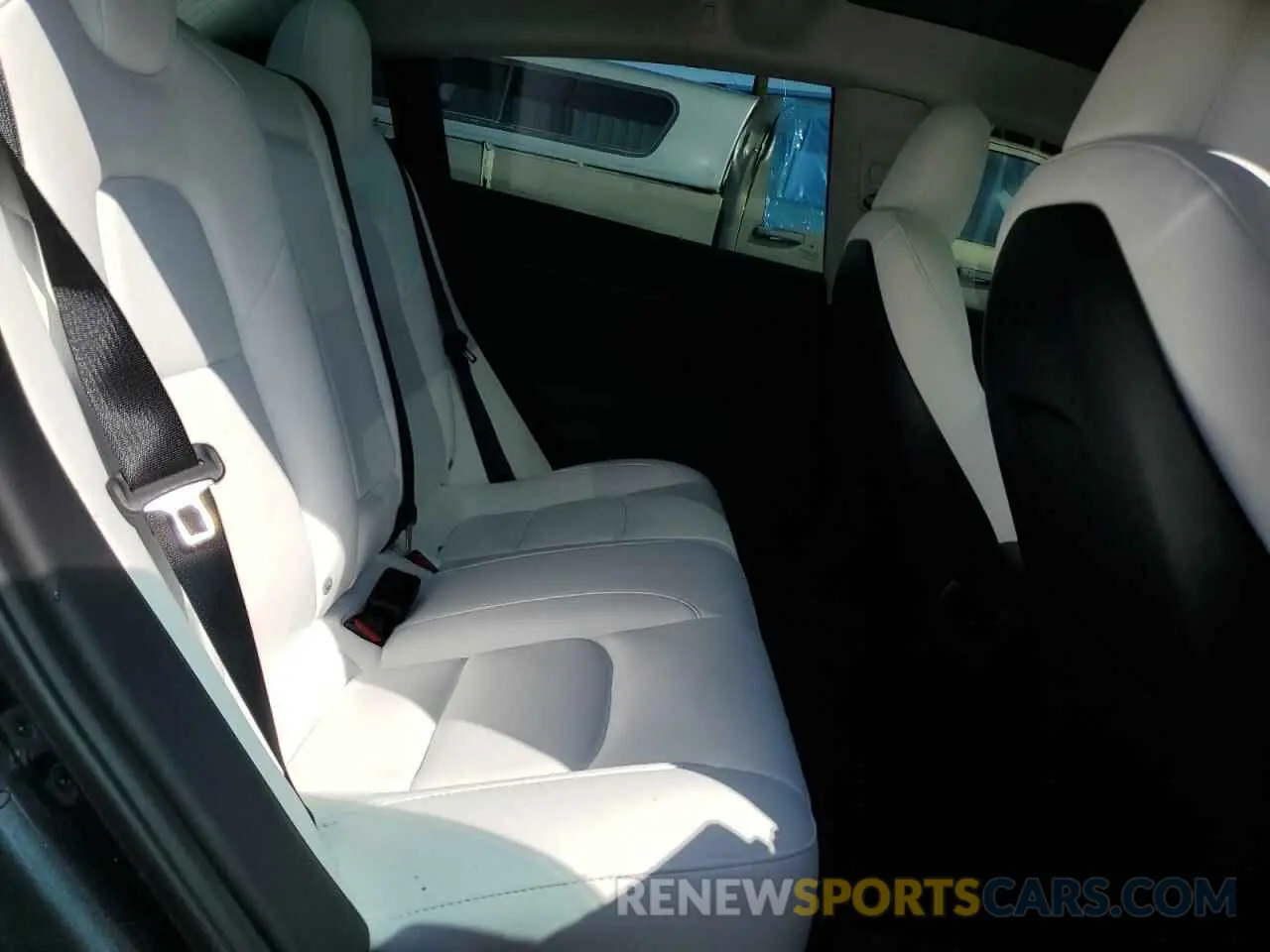 10 Фотография поврежденного автомобиля 5YJ3E1EC2PF673505 TESLA MODEL 3 2023