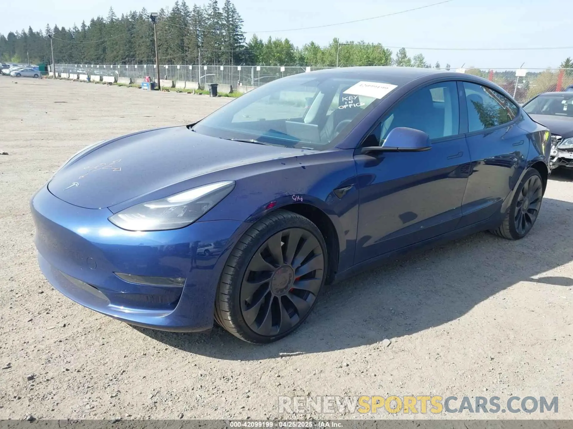 2 Фотография поврежденного автомобиля 5YJ3E1EC2PF679613 TESLA MODEL 3 2023