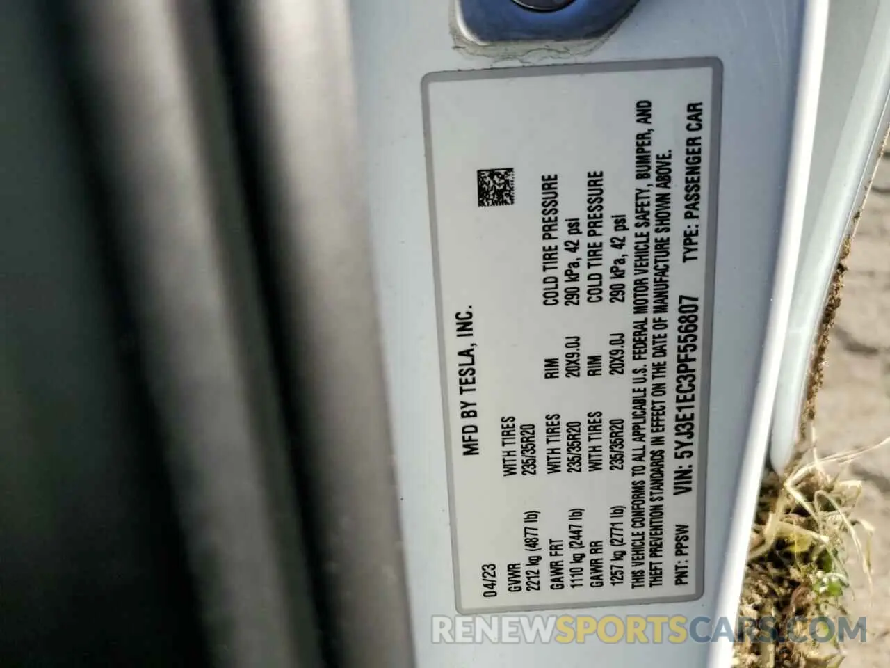14 Photograph of a damaged car 5YJ3E1EC3PF556807 TESLA MODEL 3 2023