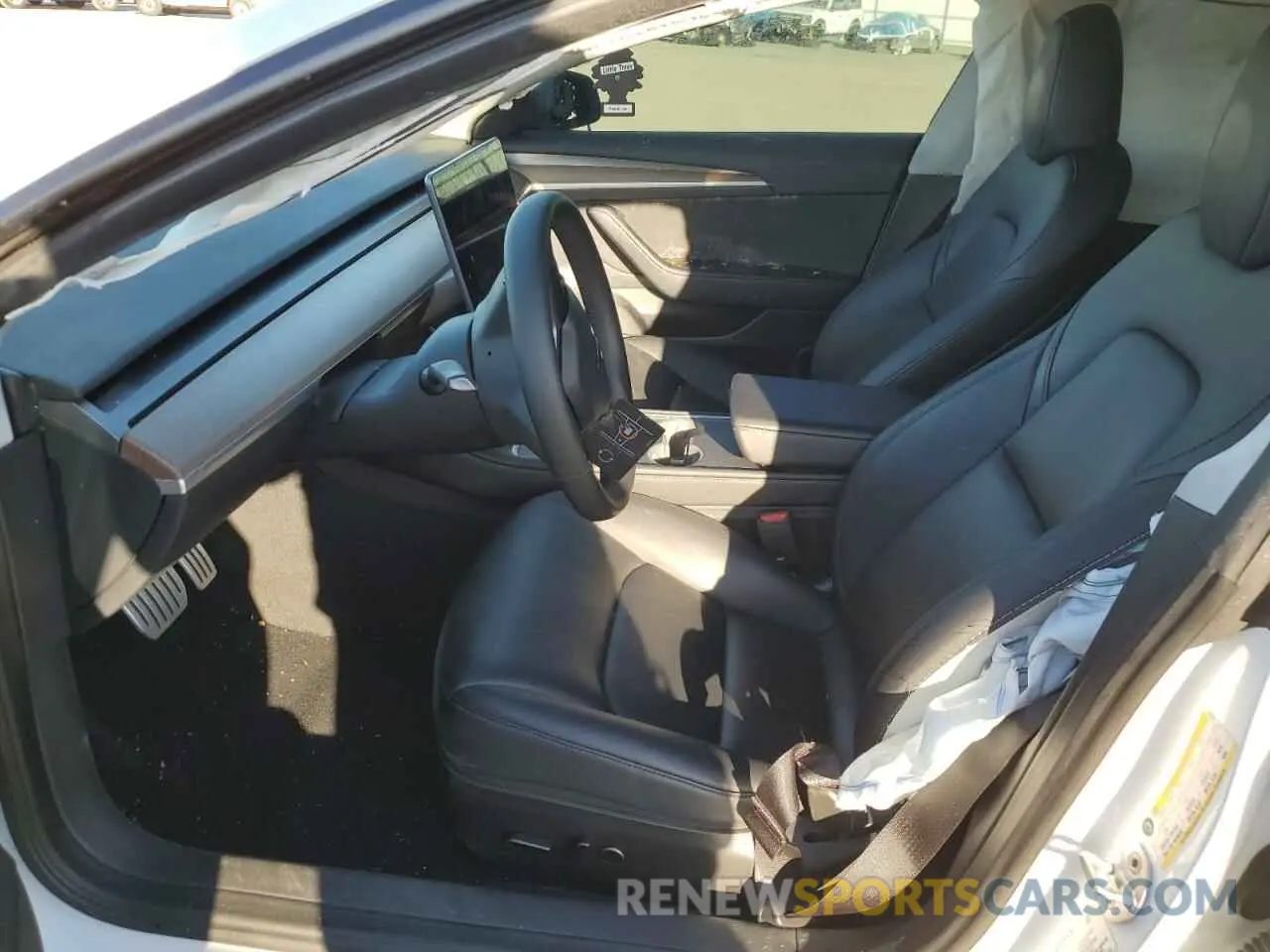 7 Photograph of a damaged car 5YJ3E1EC3PF556807 TESLA MODEL 3 2023