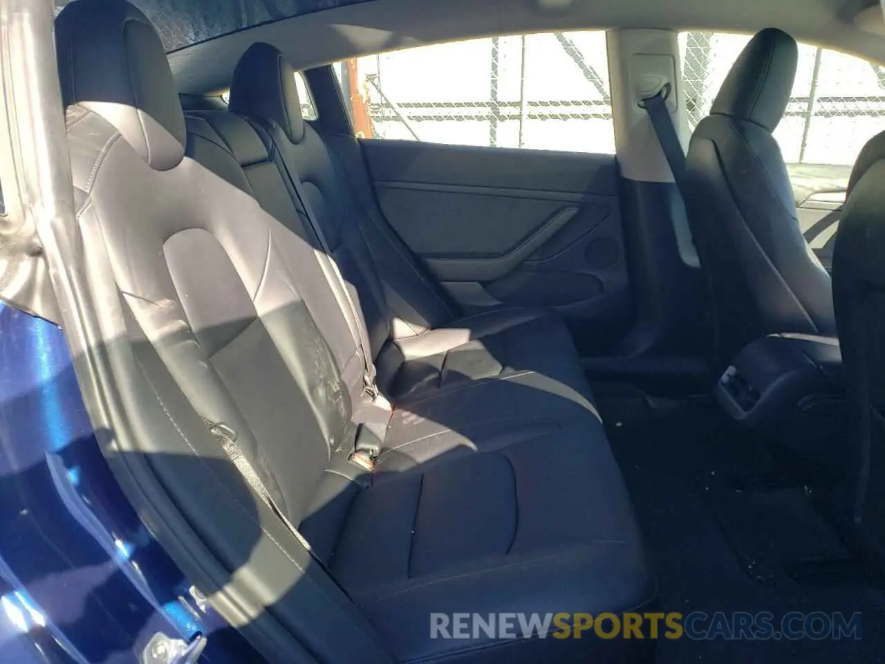 10 Photograph of a damaged car 5YJ3E1EC3PF618349 TESLA MODEL 3 2023
