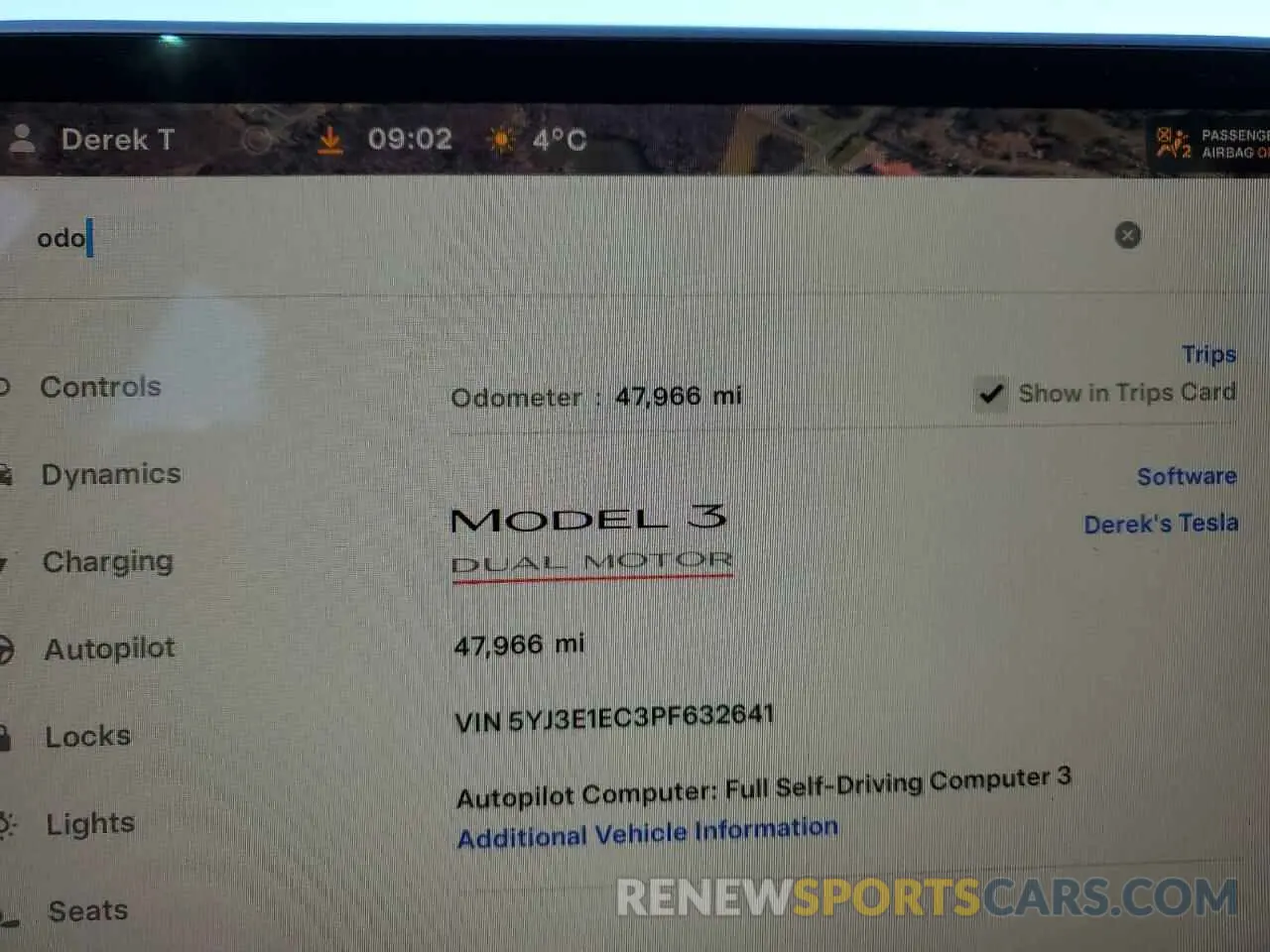 9 Photograph of a damaged car 5YJ3E1EC3PF632641 TESLA MODEL 3 2023