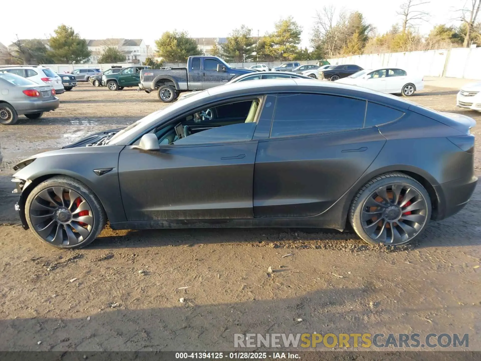 14 Photograph of a damaged car 5YJ3E1EC4PF404535 TESLA MODEL 3 2023