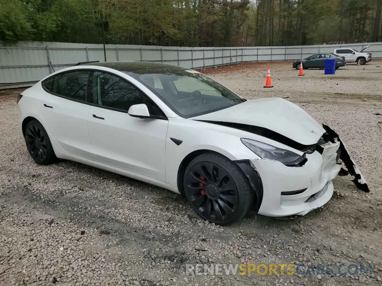 4 Фотография поврежденного автомобиля 5YJ3E1EC4PF472320 TESLA MODEL 3 2023