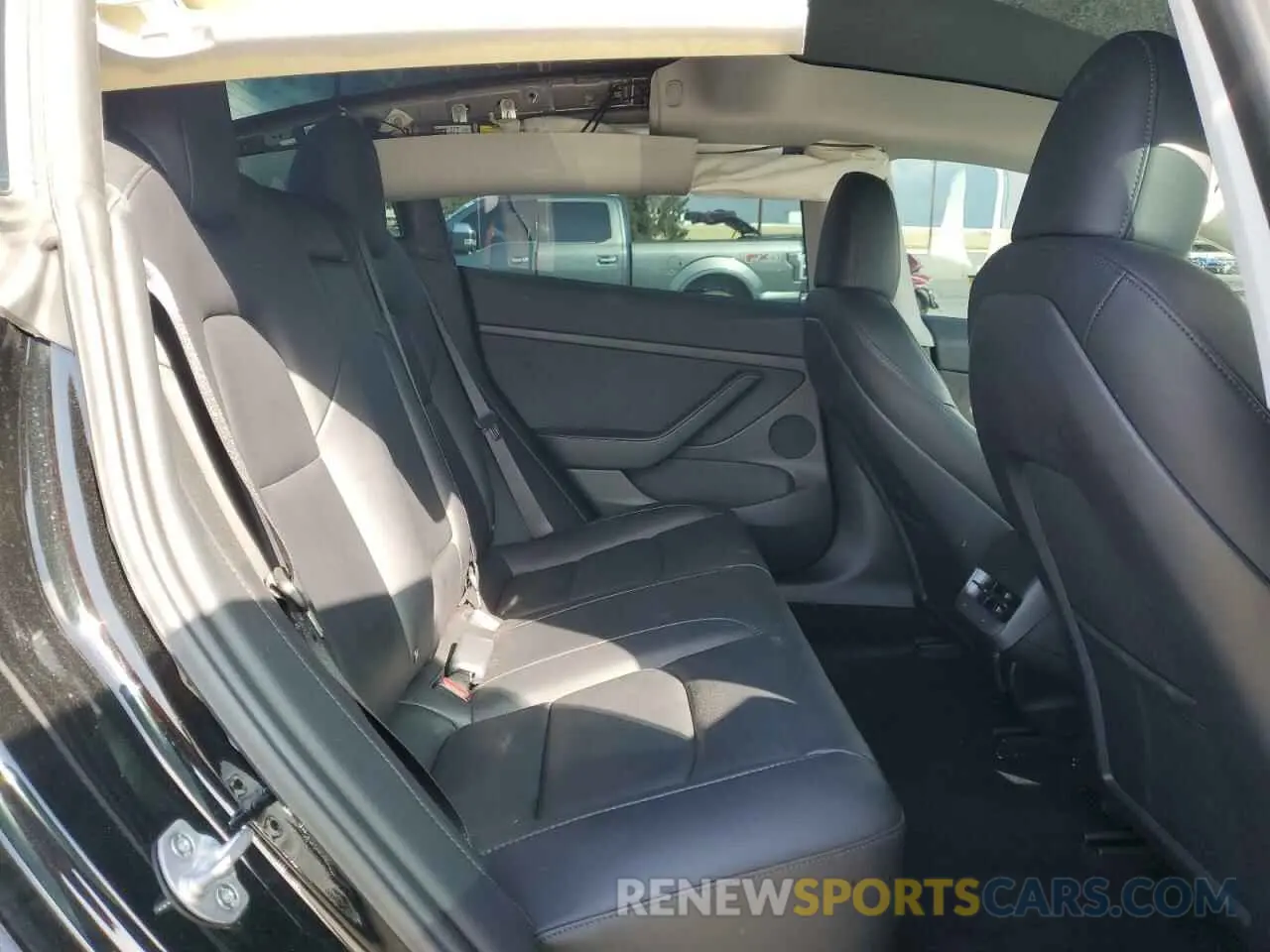 10 Фотография поврежденного автомобиля 5YJ3E1EC5PF681114 TESLA MODEL 3 2023