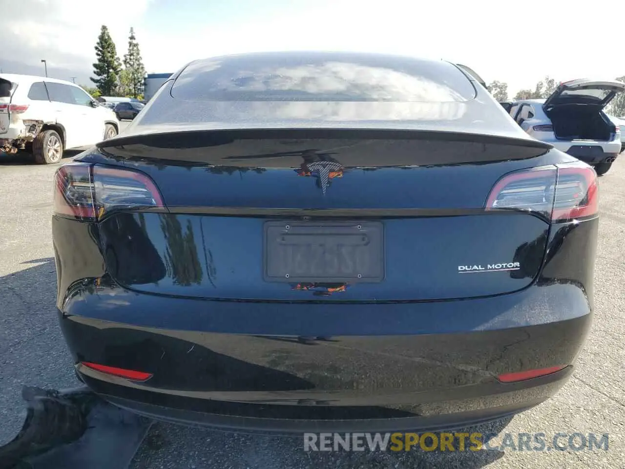 6 Фотография поврежденного автомобиля 5YJ3E1EC5PF681114 TESLA MODEL 3 2023